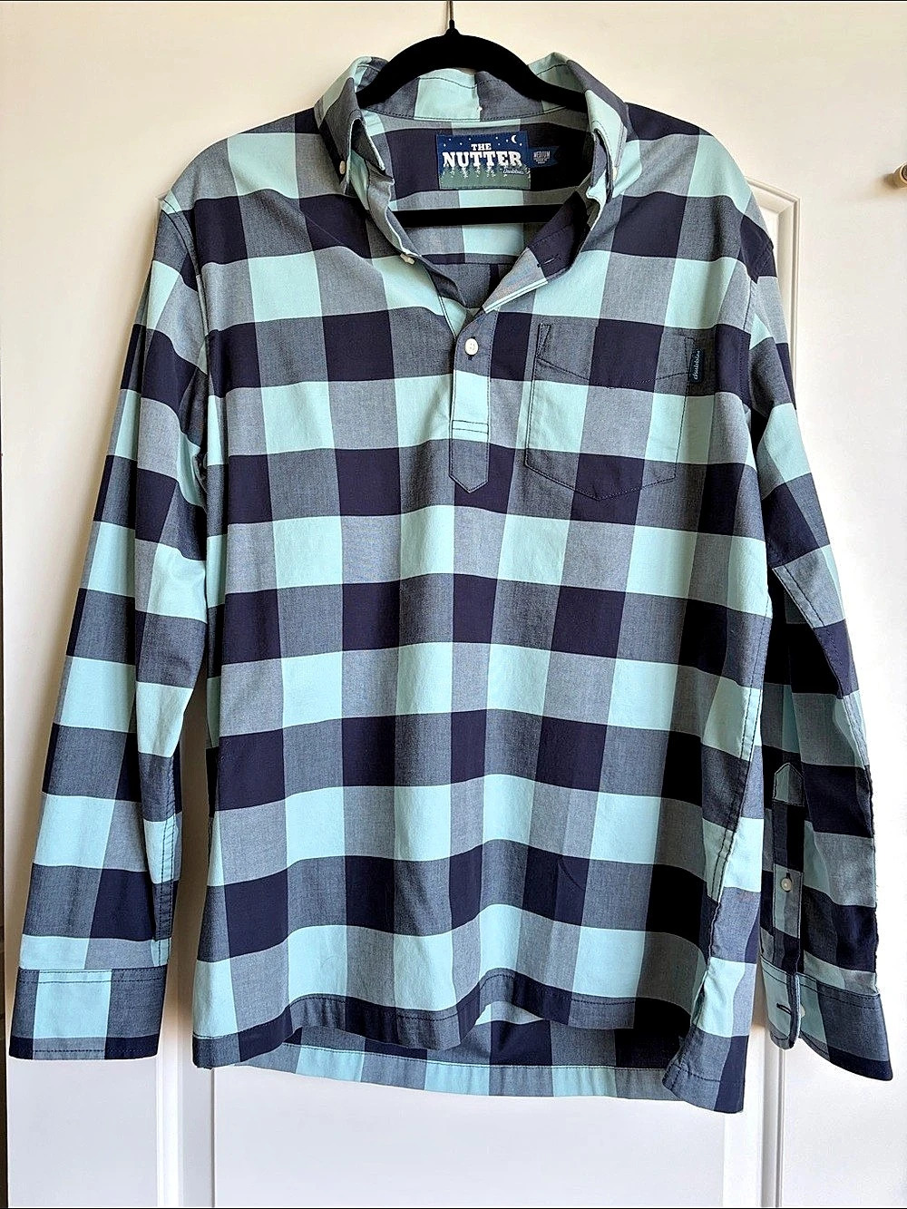 The Nutter Plaid Button-Up Shirt in Green & navy Size medium